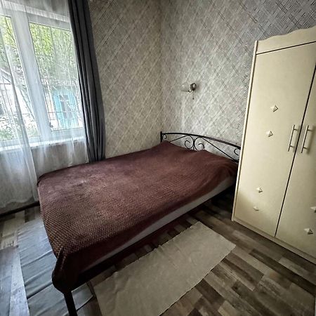 French Apartment In Odessa エクステリア 写真